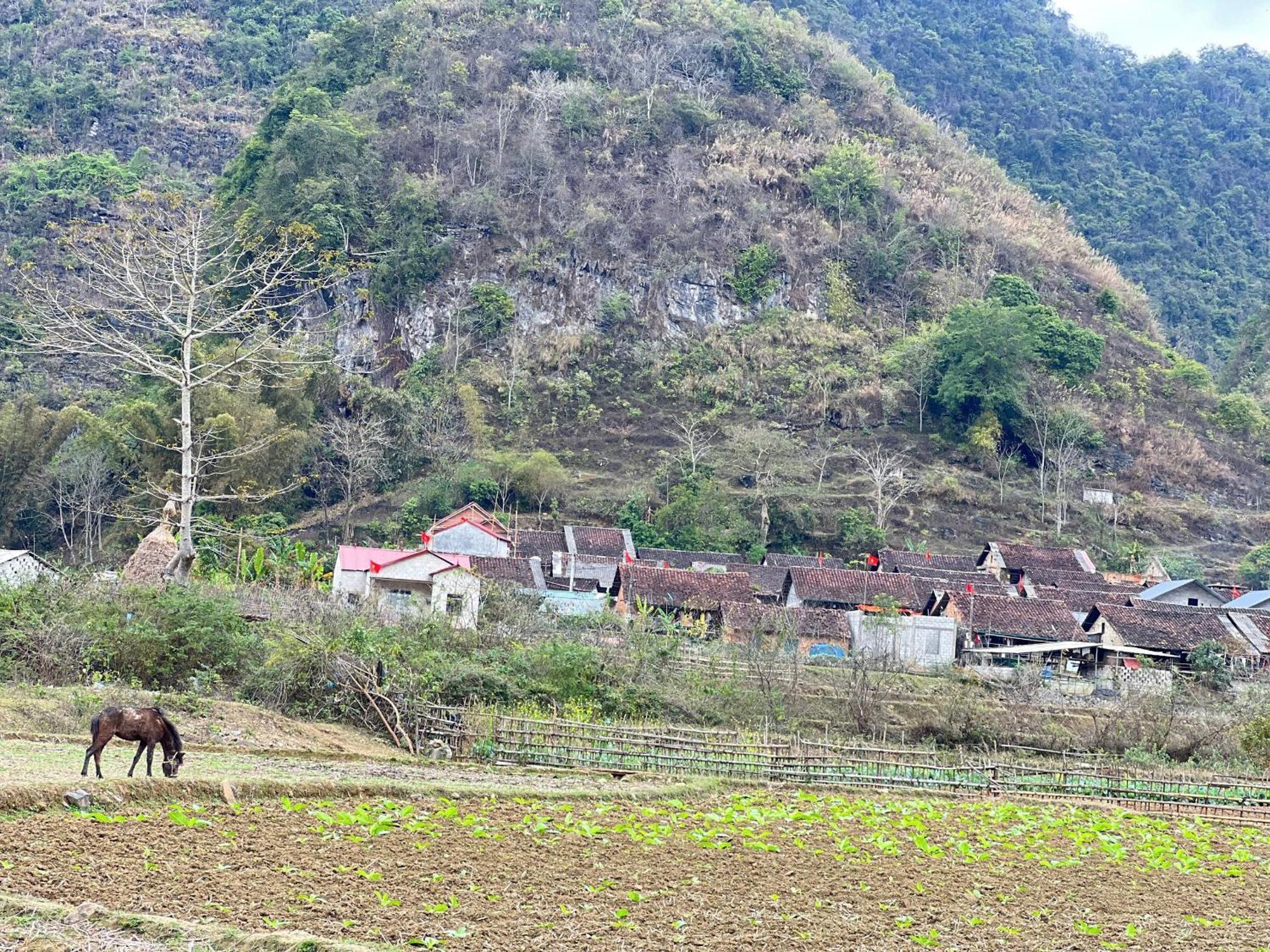 Lan Rung Homestay Lung Nieo ภายนอก รูปภาพ
